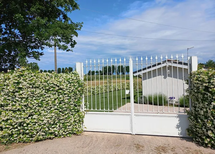 Rufus House